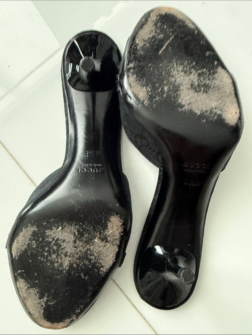 Gucci Black Leather Open-Toe Mules with Gold Horsebit - Picture 4 of 11